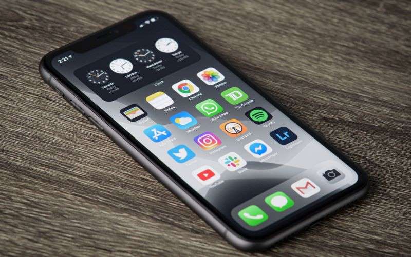 iPhone 11