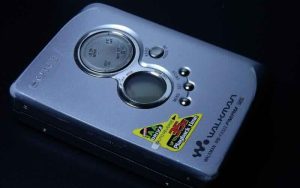 The evolution of mobile phones over 30 years | musicMagpie